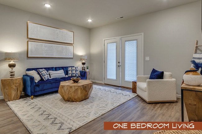 ONE BEDROOM: Living Room - Rylan's Creek Apartments