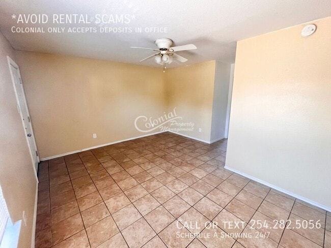 Building Photo - 1703 Benttree Dr