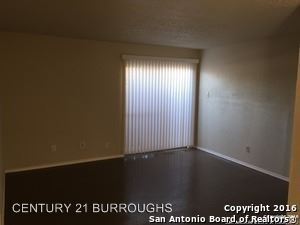 Building Photo - 330 E Sunshine Dr
