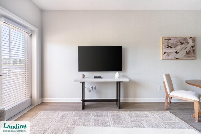 Building Photo - 84 San Filippo Dr SE