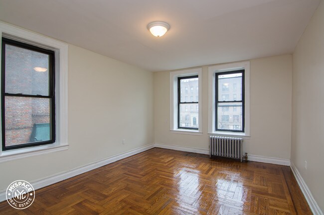 Building Photo - 32 Lenox Rd
