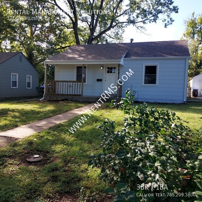 Building Photo - 117 SW Hillside Dr