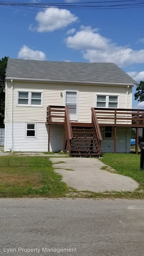 Primary Photo - 133 Longmeadow Ave