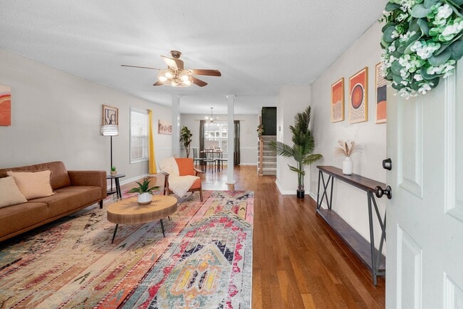 Foto del edificio - 1438 Addison Dr