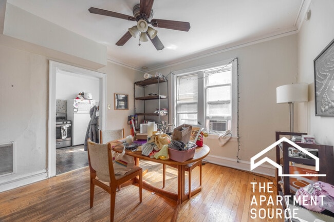 Foto del edificio - 3720 N Hoyne Ave