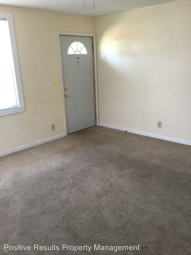 Building Photo - 3 br, 1 bath House - 3423 Greendale Ave