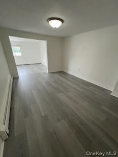 Foto del edificio - 76 Bayview Ave
