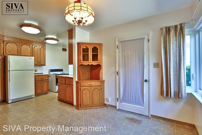Building Photo - 3 br, 1.5 bath House - 391 Curtner Ave
