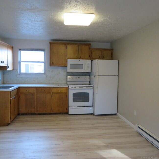 Foto del edificio - 152 Surrey Dr