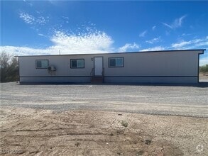 Building Photo - 1470 Michael Dr