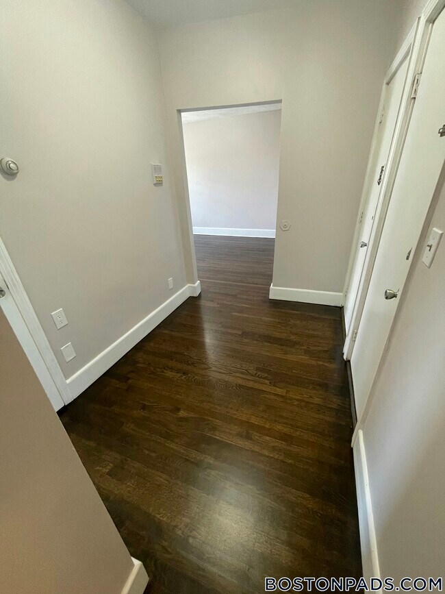 Foto del edificio - 167 N Common St