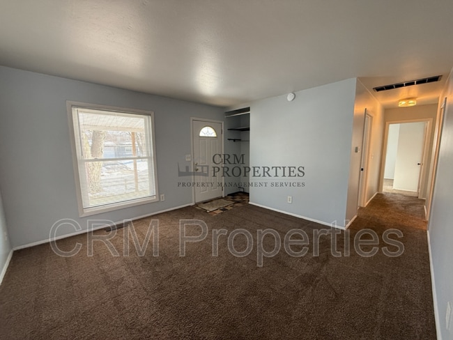 Building Photo - 5801 Monona Dr