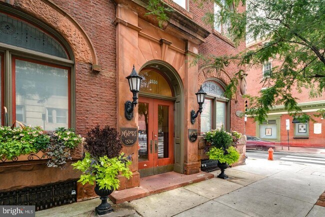 Foto del edificio - 1530-32 Spruce St