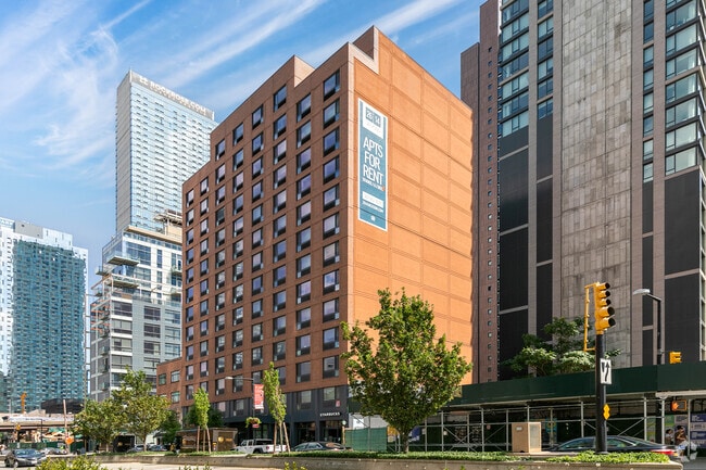 Foto del edificio - 2614 Jackson Ave