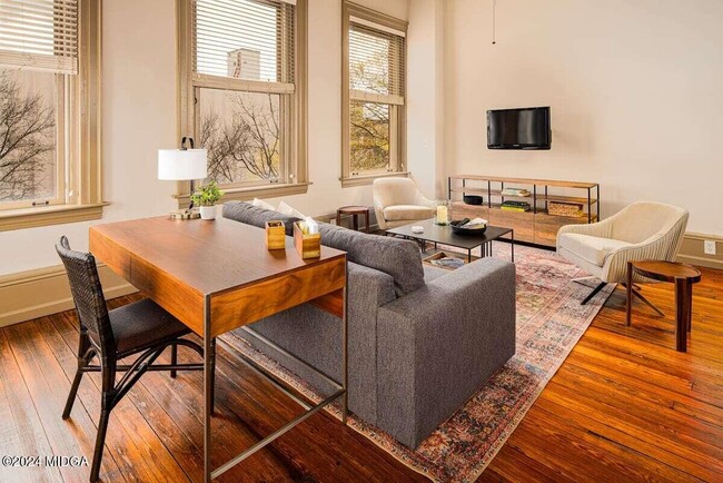 Foto del edificio - 617 Cherry St
