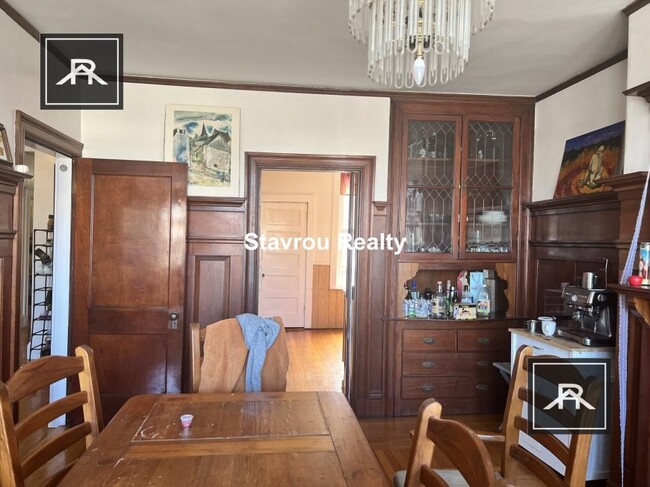 Foto del edificio - 3 bedroom in Brookline MA 02445