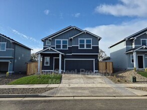 Building Photo - 4694 Finch St