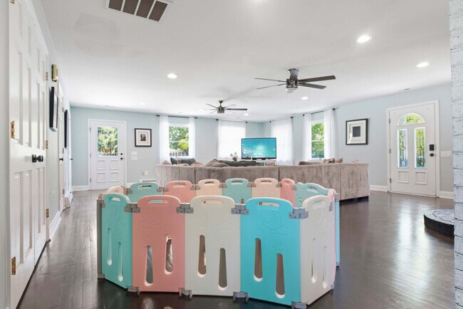 Foto del edificio - 14386 Calvert St