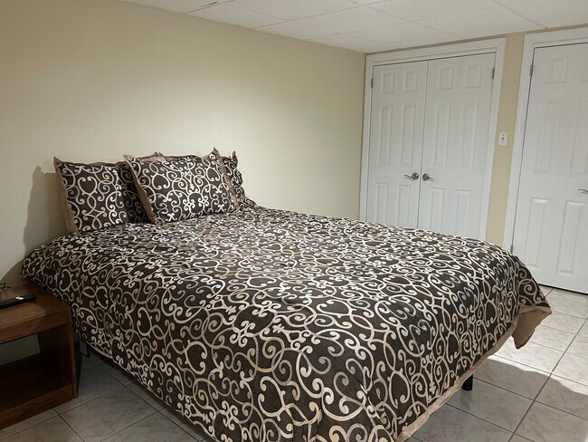 Building Photo - 34 Berdine Ct