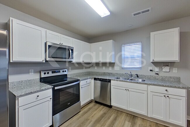 Foto del edificio - 3917 Miller Dr