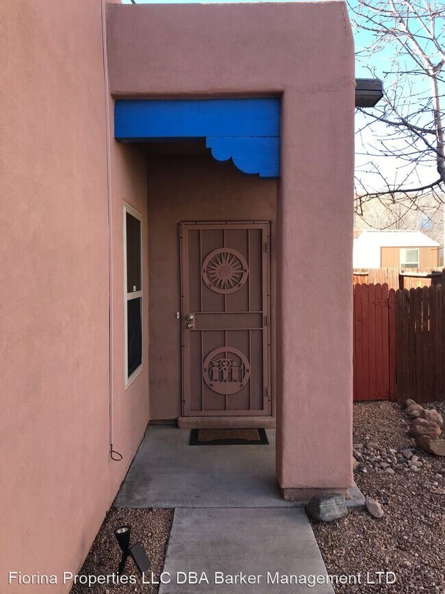Building Photo - 3 br, 2 bath House - 4804 Solecito Circle