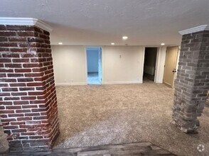 Building Photo - 313 N 1st St W