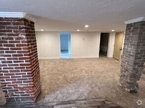 Building Photo - 313 N 1st St W