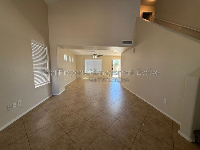 Building Photo - 1813 S 63rd Dr