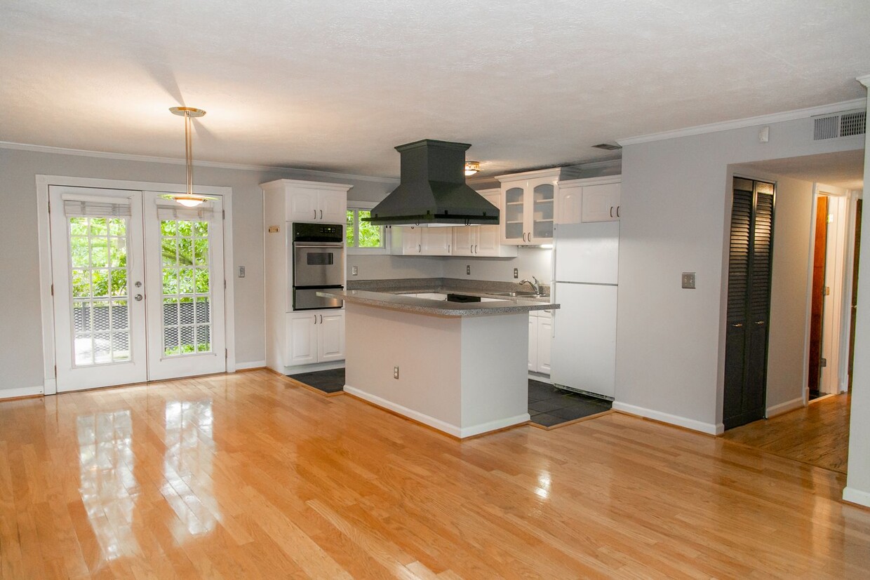 Primary Photo - Welcome to Arborgate! Spacious Condo in He...