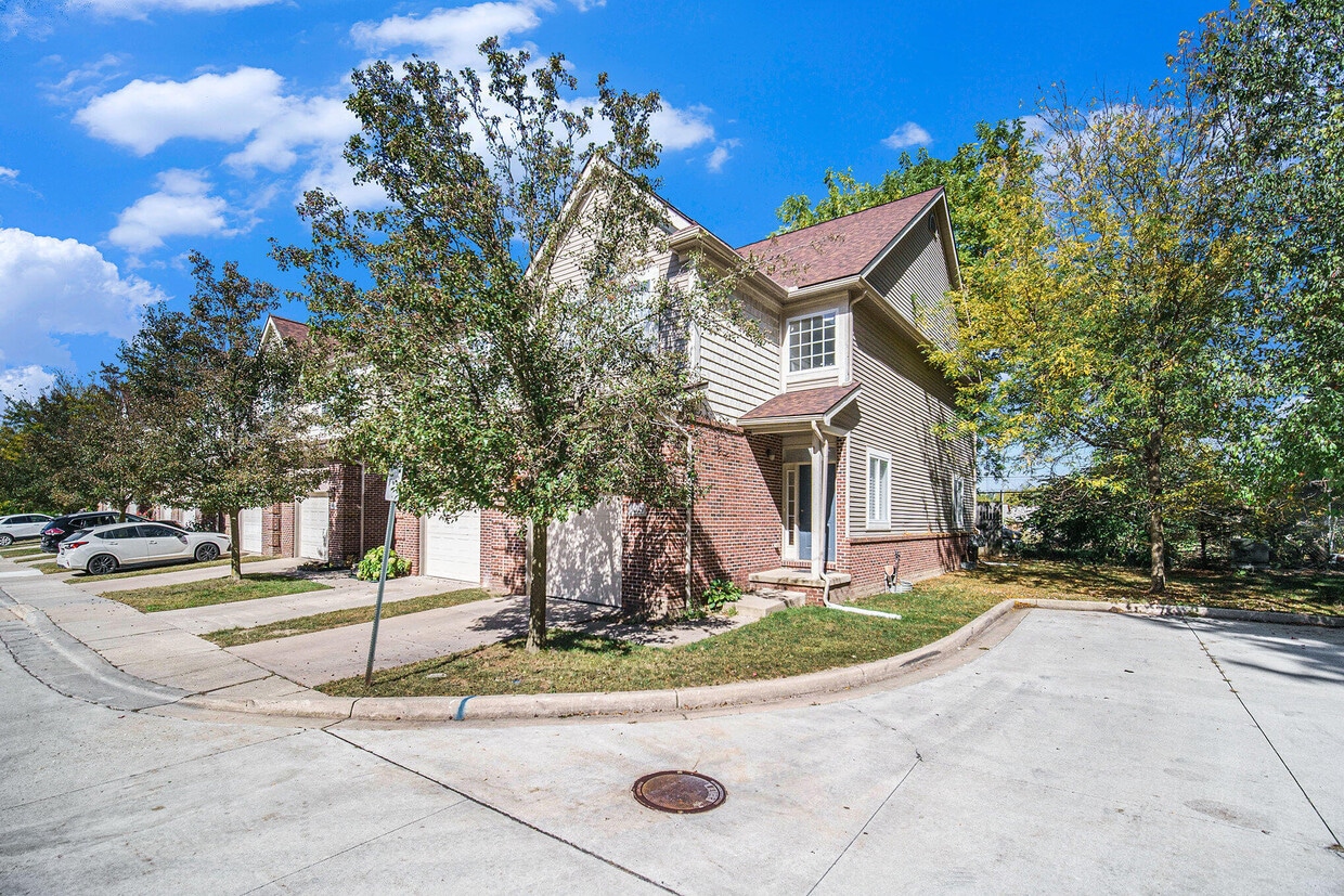 Foto principal - 3029 Aspen Lane