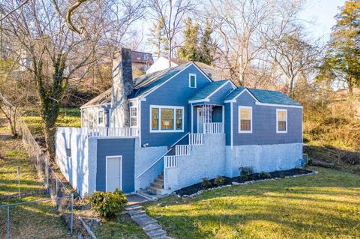 Foto principal - 203 N Seminole Dr