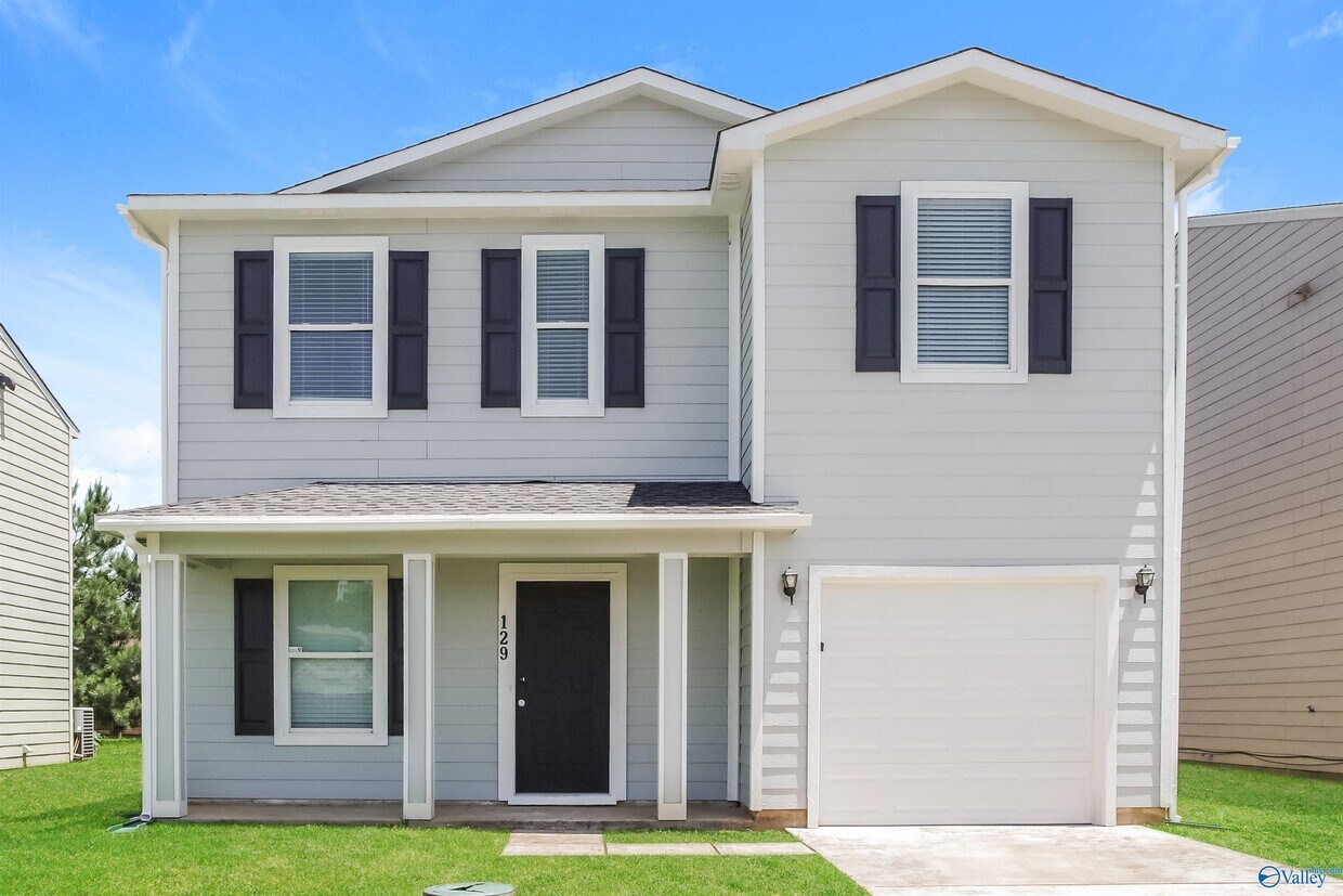 Foto principal - 129 Elmhurst Dr