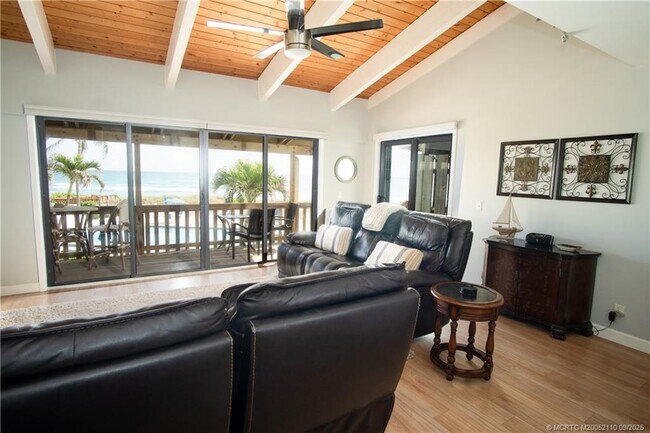 Foto del edificio - 2355 NE Ocean Blvd