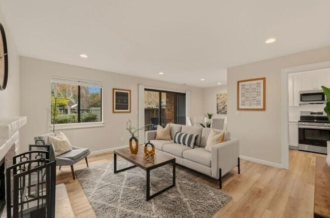 Foto del edificio - 3401 La Terrace Cir