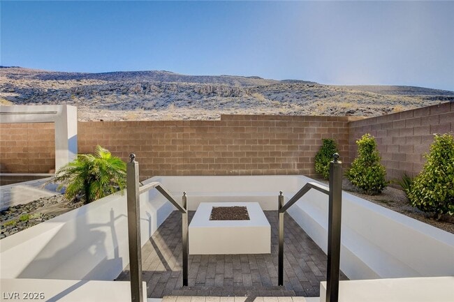Foto del edificio - 5289 Feathertop Dr
