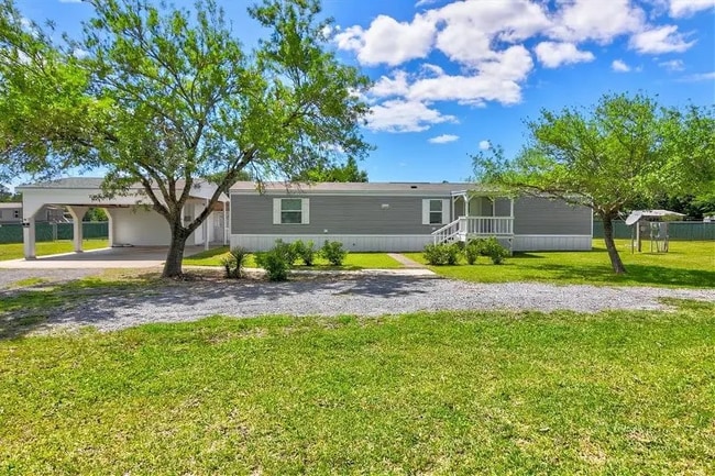 Building Photo - 2355 Indian Hill Dr