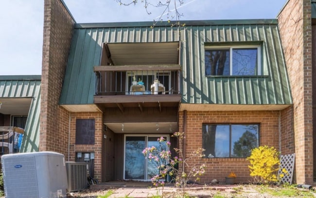 Photo - 707 Meadowview Ln Apartment