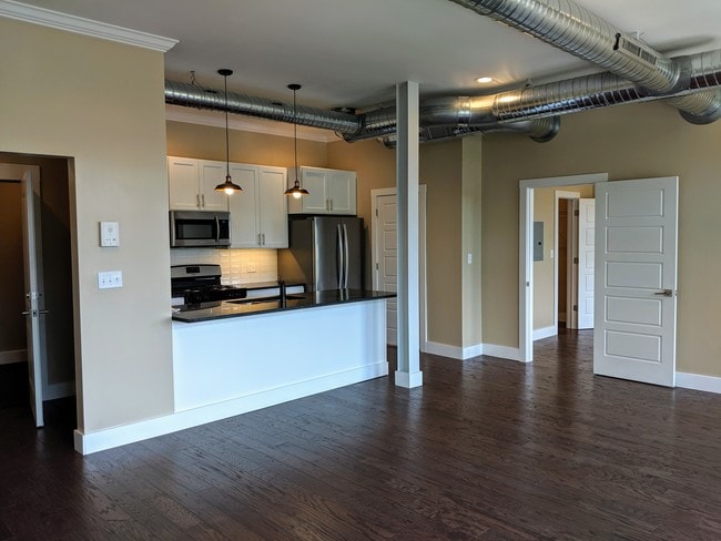 Kitchen - 12 E Tupper St