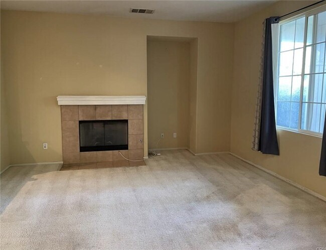 Foto del edificio - 4949 Locomotive Ln