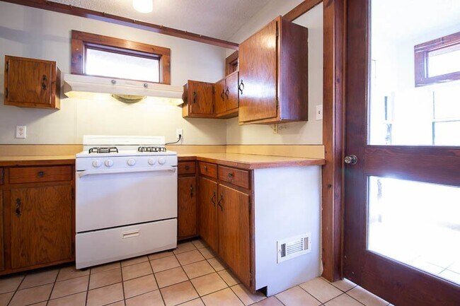 Foto del edificio - 416 E Huntsville Rd