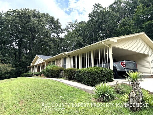 Building Photo - Spacious 3 bedroom Home in Gainesville