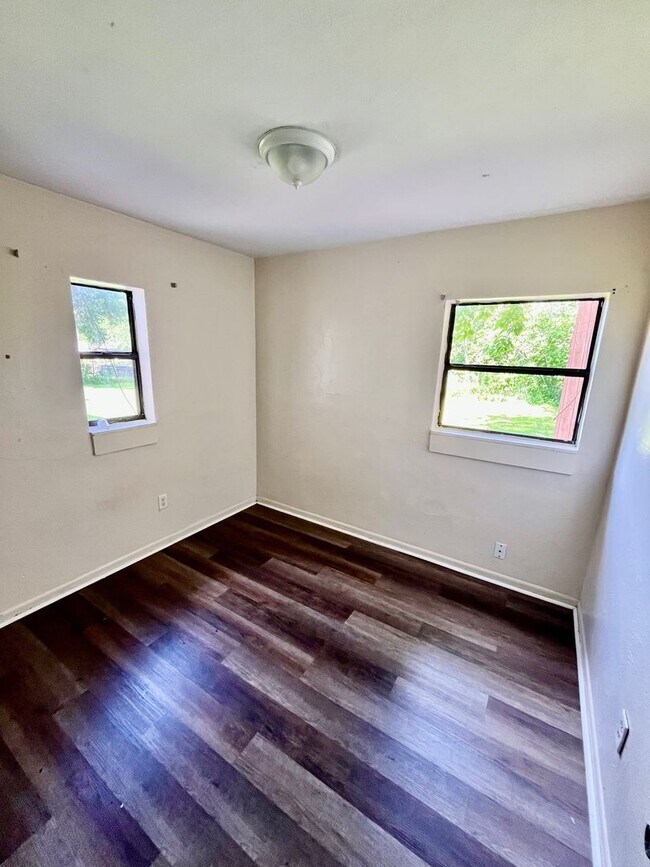Foto del edificio - *Large 3BR/1BA Lakeland Home*