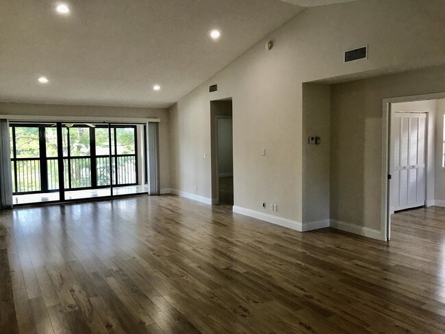 Foto del edificio - 22799  Trelawny Terrace H Boca Raton Fl 33486