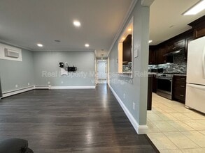 Building Photo - 50 Colonial Dr