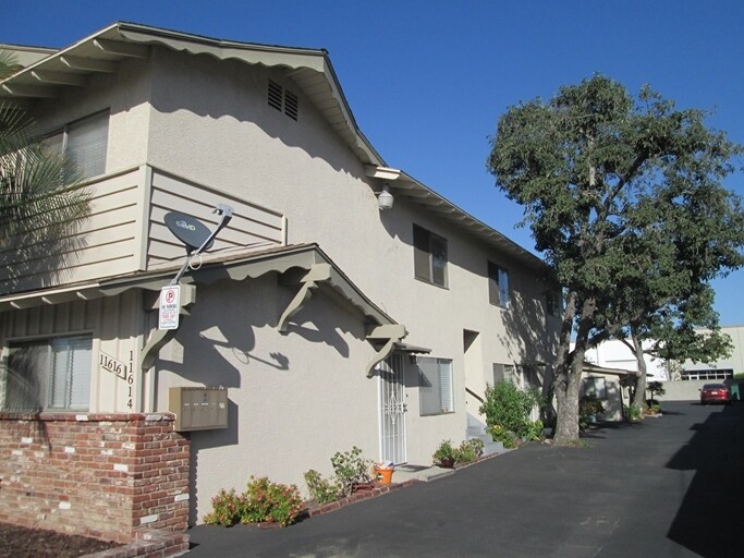 11614 Coldbrook Ave, Downey, CA 90241 Apartments in Downey, CA