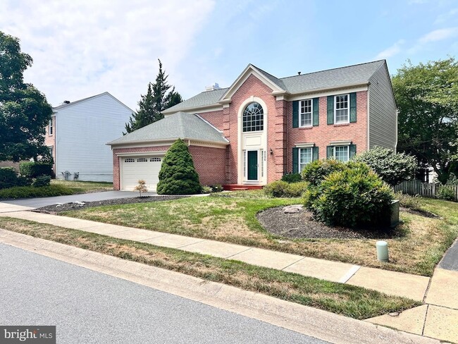 Building Photo - 8596 Trail View Dr