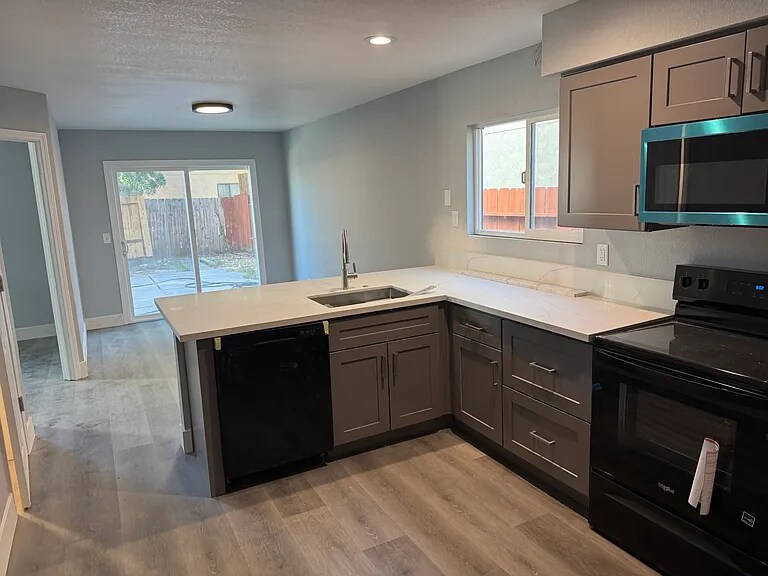 Foto principal - 1774 Hammertown Dr