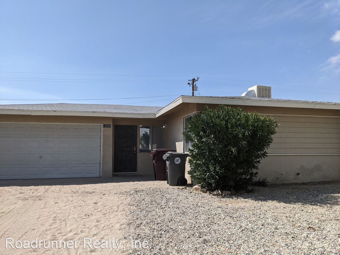 Primary Photo - 2 br, 1 bath House - 73449 Yucca Ave