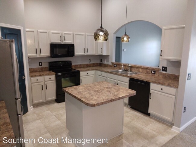 Building Photo - 3 br, 2 bath House - 229 Oak Crest Circle