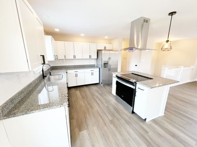 Building Photo - 3211 Wedgewood Dr